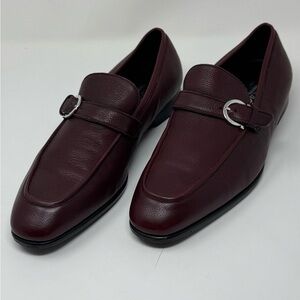 Salvatore Ferragamo men’s burgundy leather loafers, size 9